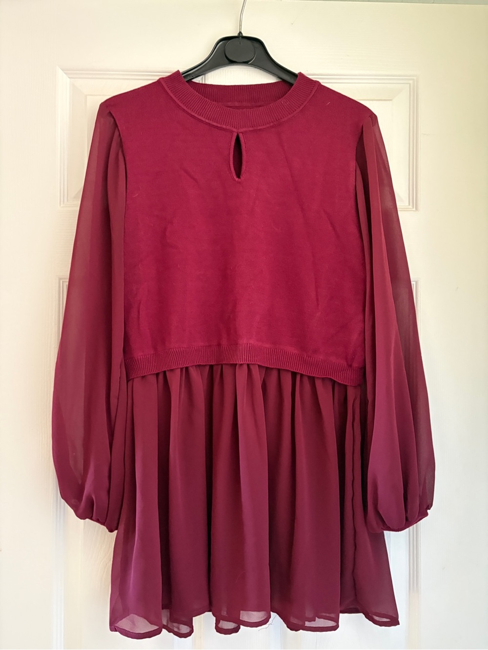 Knit tunic with chiffon sleeves